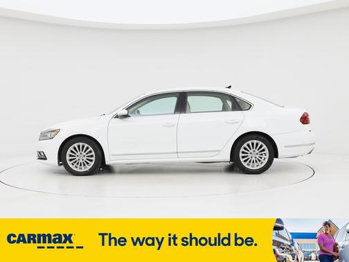 2017 Volkswagen Passat SE