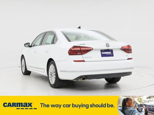 2017 Volkswagen Passat SE