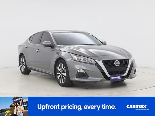 Gray 2021 Nissan Altima SV
