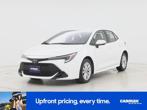 White 2025 Toyota Corolla Hatchback SE