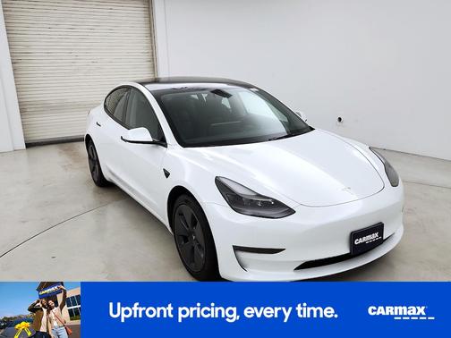 White 2023 Tesla Model 3