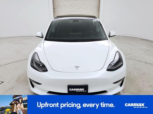 White 2023 Tesla Model 3