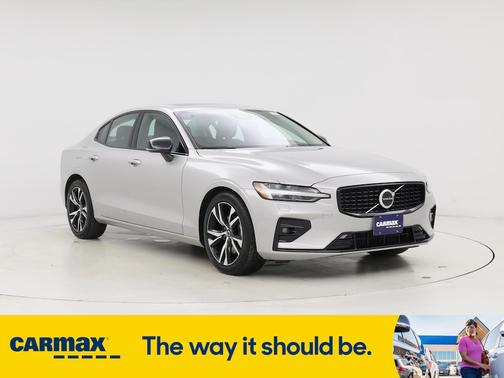 2025 Volvo S60 B5 Core