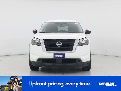 2025 Nissan Pathfinder S