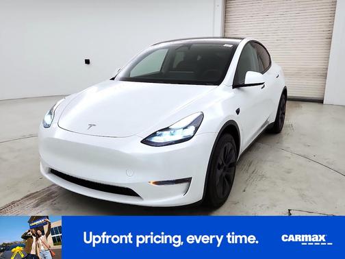 White 2024 Tesla Model Y Long Range