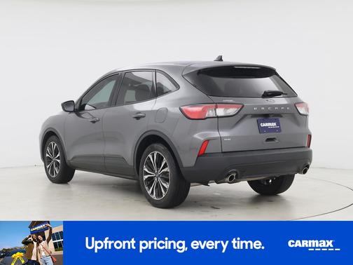 Gray 2022 Ford Escape SE