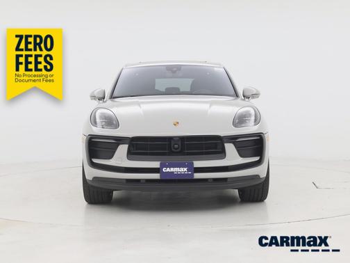 Tan 2023 Porsche Macan S