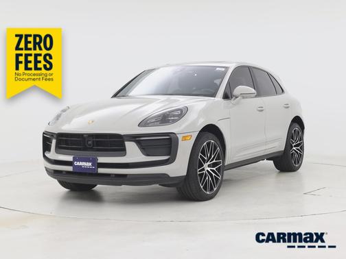 Tan 2023 Porsche Macan S