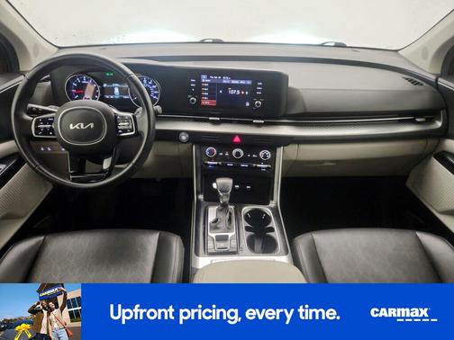 Red 2022 Kia Carnival LXS
