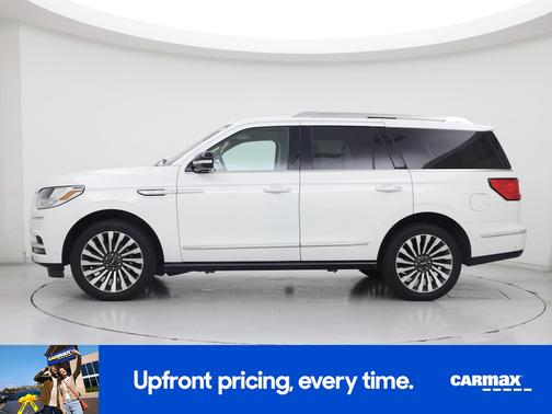 White 2021 Lincoln Navigator Reserve