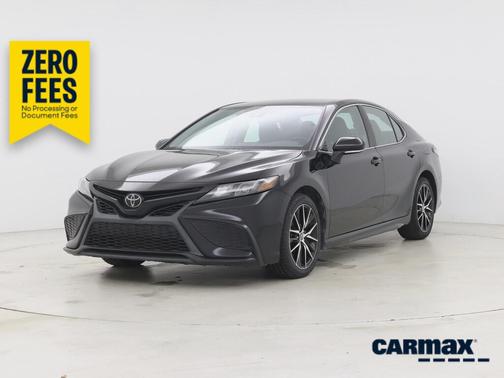 Black 2022 Toyota Camry SE