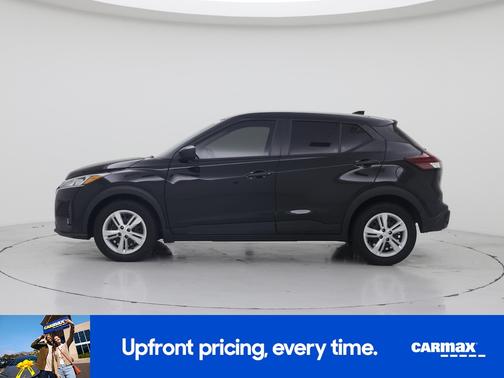 Black 2024 Nissan Kicks S