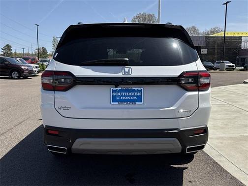 2025 Honda Pilot Touring 8-Passenger