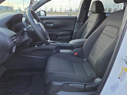 2026 Honda HR-V 2WD Sport