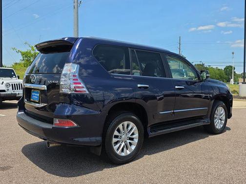 Mica 2017 Lexus GX 460 Premium