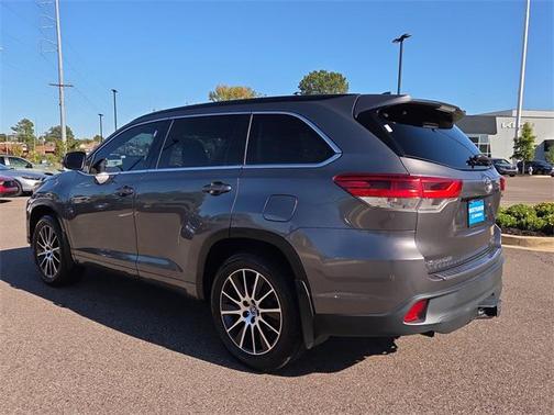 2018 Toyota Highlander SE