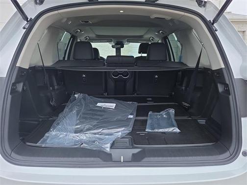 2025 Honda Pilot Touring 8-Passenger