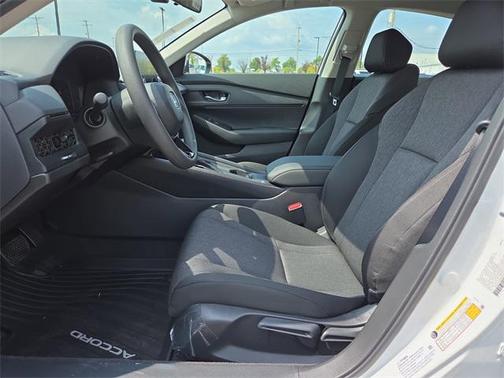 2025 Honda Accord LX 1.5T