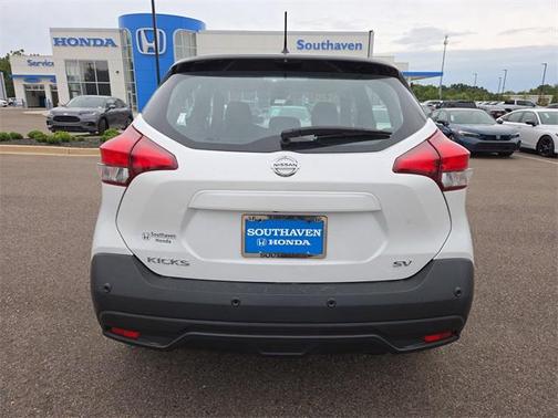 2020 Nissan Kicks SV