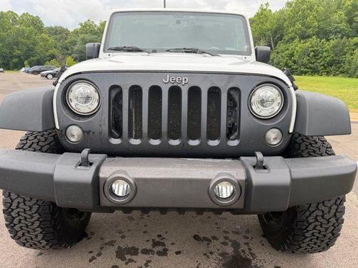 Bright White Clearcoat 2017 Jeep Wrangler Big Bear