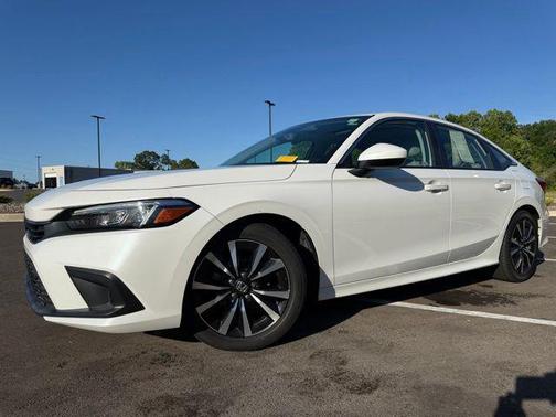 Platinum White Pearl 2022 Honda Civic EX