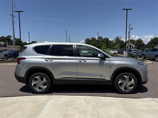 2022 Hyundai SANTA FE SE