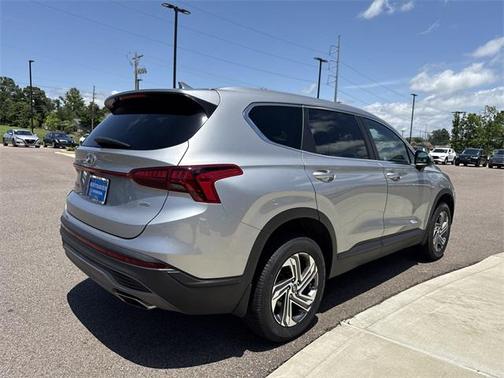 2022 Hyundai SANTA FE SE
