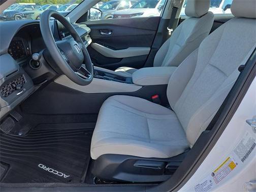 2025 Honda Accord LX 1.5T