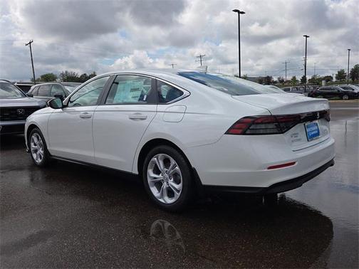 2025 Honda Accord LX 1.5T
