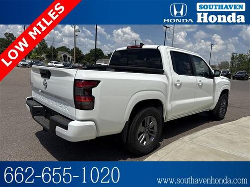 2025 Nissan Frontier SV