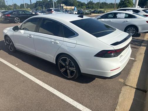 2025 Honda Accord Hybrid Base