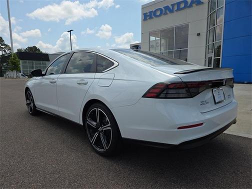 2025 Honda Accord Hybrid Base