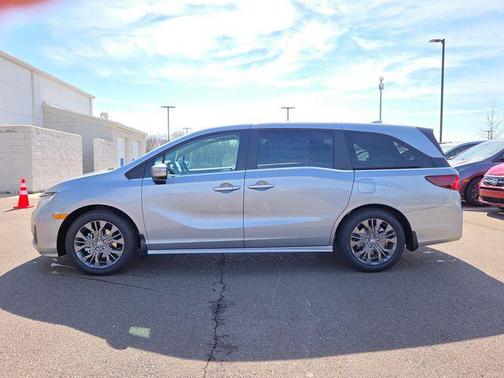 Solar Silver Metallic 2026 Honda Odyssey Touring