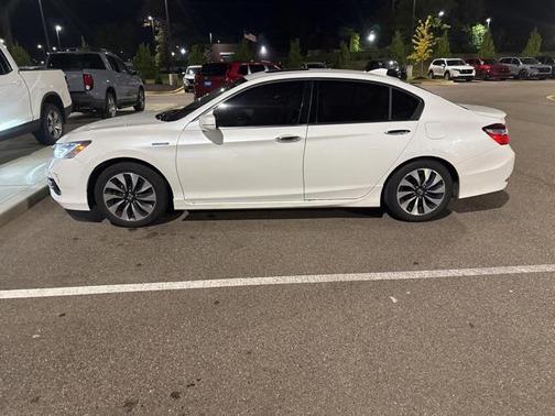 2017 Honda Accord Hybrid Touring