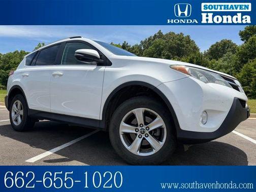 Super White 2015 Toyota RAV4 XLE