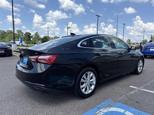 2021 Chevrolet Malibu FWD LT