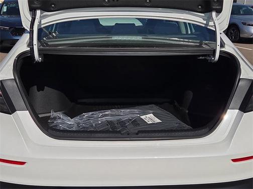 2025 Honda Accord LX 1.5T