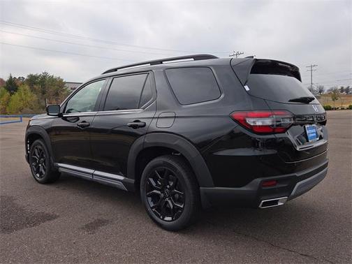 2025 Honda Pilot Touring 8-Passenger