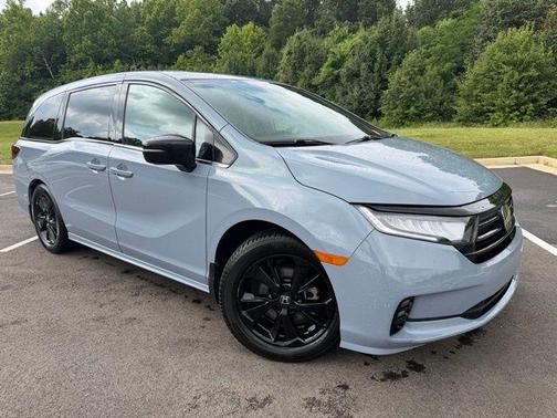 Sonic Gray Pearl 2023 Honda Odyssey Sport