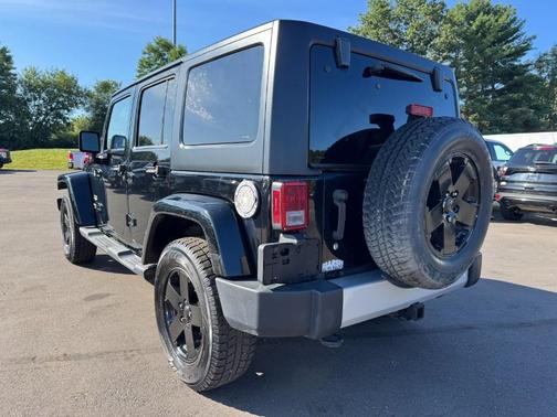 2011 Jeep Wrangler Unlimited Sahara