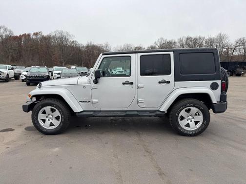2012 Jeep Wrangler Unlimited Sahara