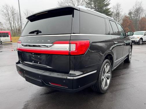 2019 Lincoln Navigator L Reserve