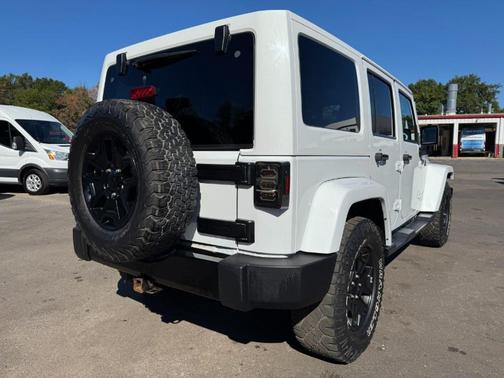 2014 Jeep Wrangler Unlimited Polar Edition