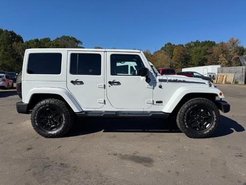 2014 Jeep Wrangler Unlimited Polar Edition