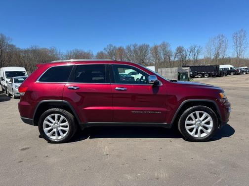 Velvet Red Pearl 2017 Jeep Grand Cherokee Limited