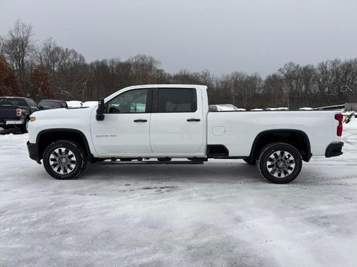 2021 Chevrolet Silverado 2500 Custom