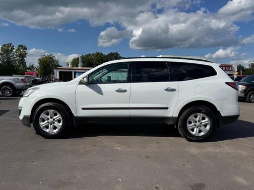 2017 Chevrolet Traverse LS