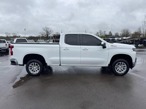 White 2021 Chevrolet Silverado 1500 LT