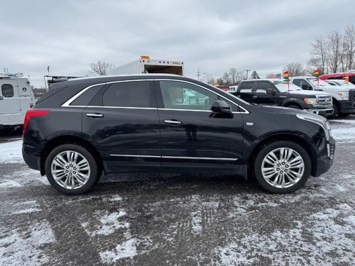 2017 Cadillac XT5 Premium Luxury