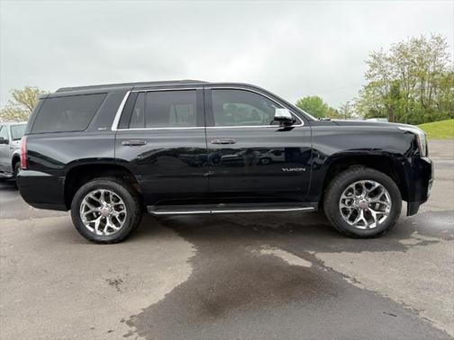 2017 GMC Yukon SLT